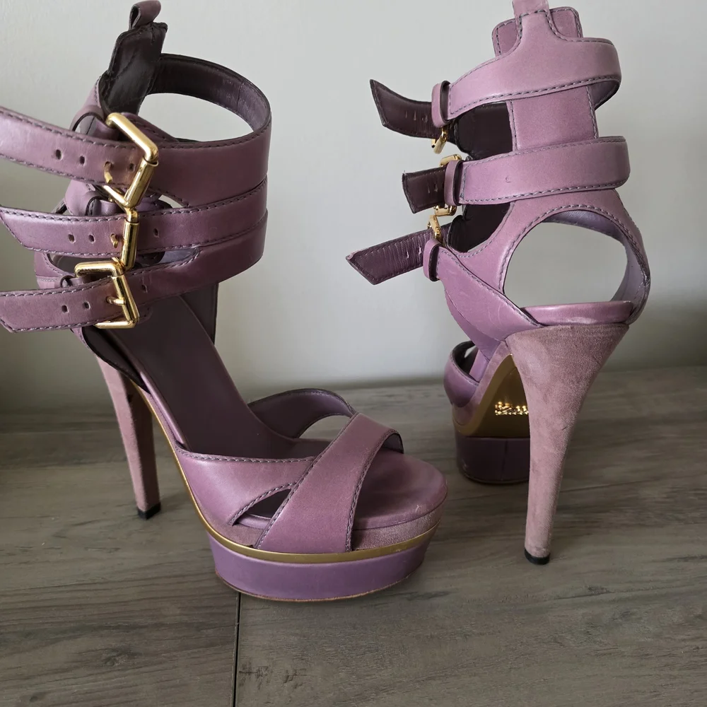 Gucci Purple Strappy Platform Heels - Picture 3 of 5